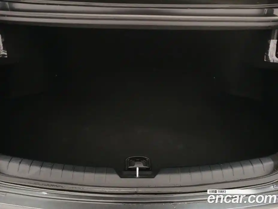 Kia K8 2022 2.5 Автомат в Москве № 133400, фото 17