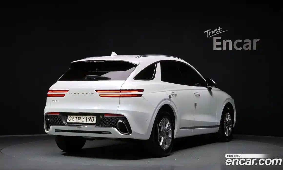 Genesis GV70 2023 2.5 Автомат в Москве № 13575, фото 16