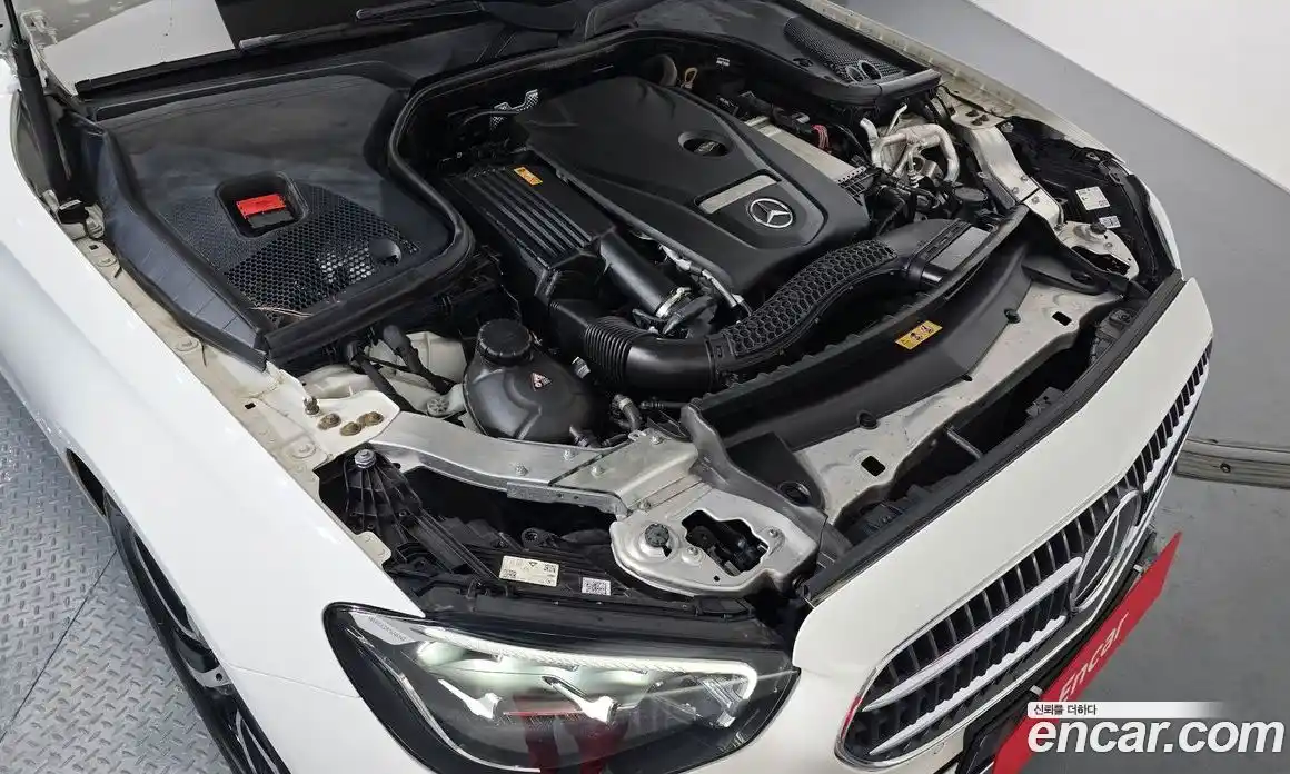 Mercedes-Benz E-Class 2021 2.0 Автомат в Москве № 136873, фото 15