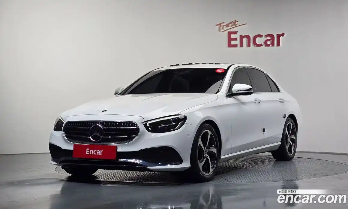 Mercedes-Benz E-Class 2021 2.0 Автомат в Москве № 136873, фото 5