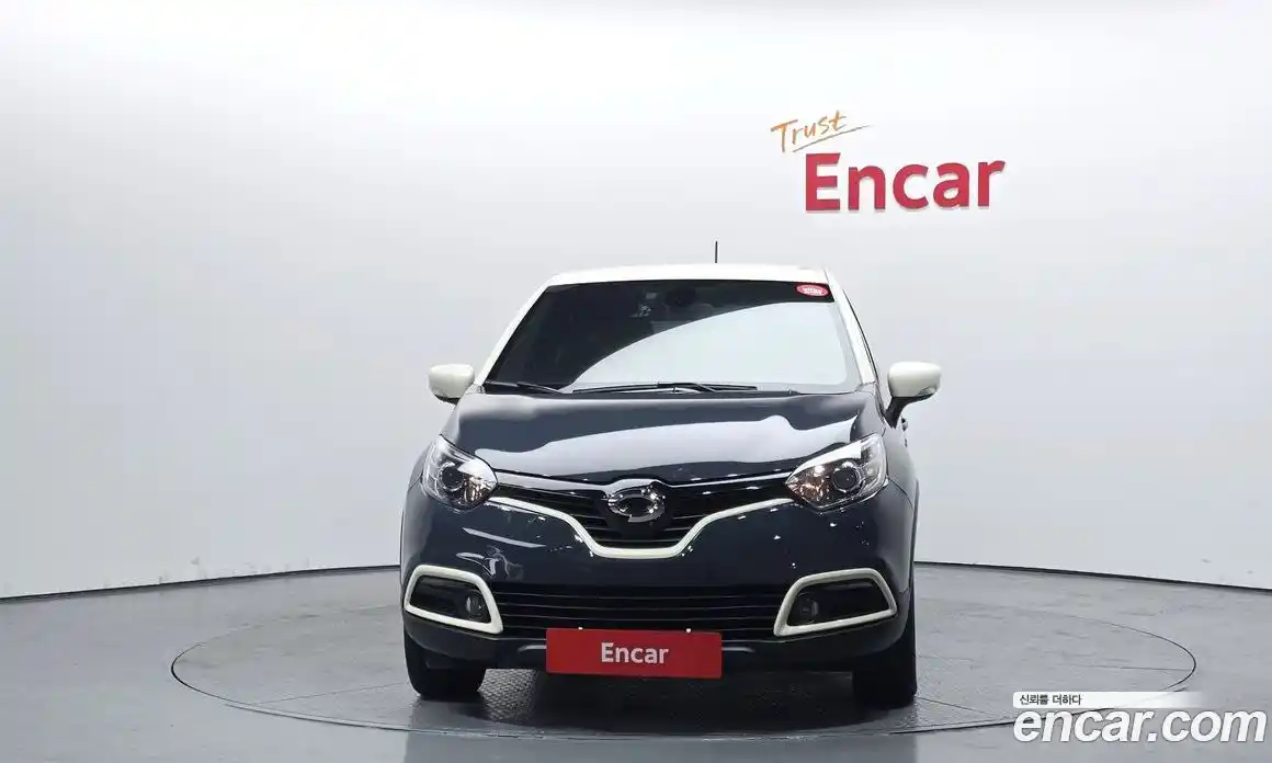 Renault QM3 2017 1.5 Автомат в Москве № 138600, фото 11