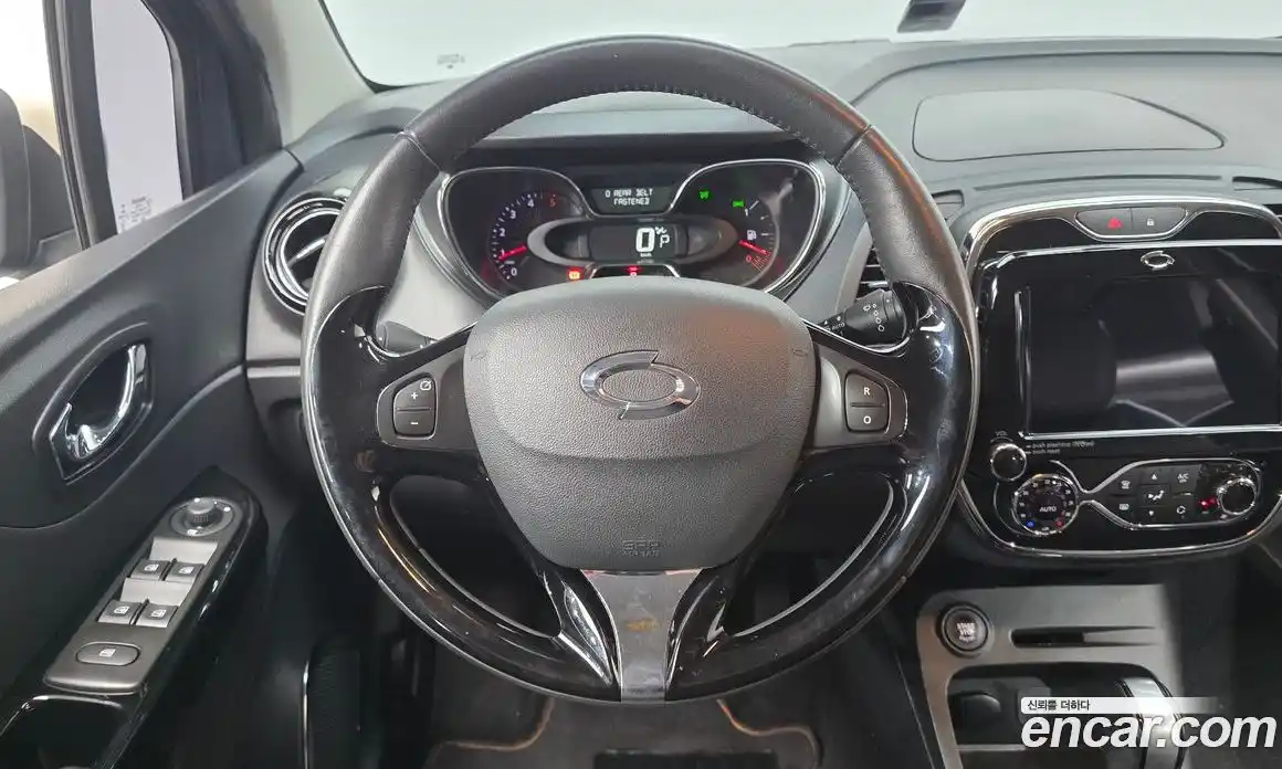 Renault QM3 2017 1.5 Автомат в Москве № 138600, фото 12