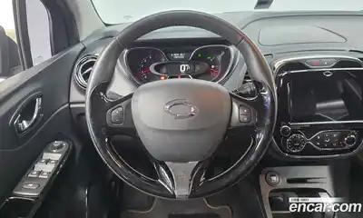 Renault QM3 2017 1.5 Автомат в Москве № 138600, миниатюра 12