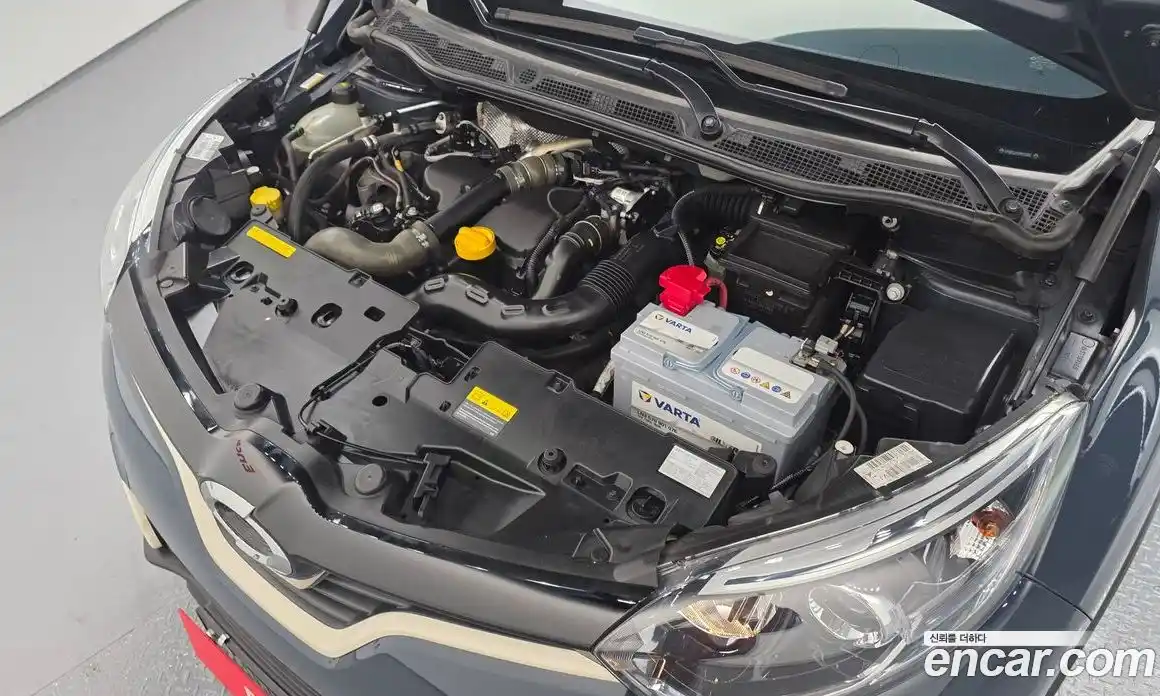 Renault QM3 2017 1.5 Автомат в Москве № 138600, фото 4