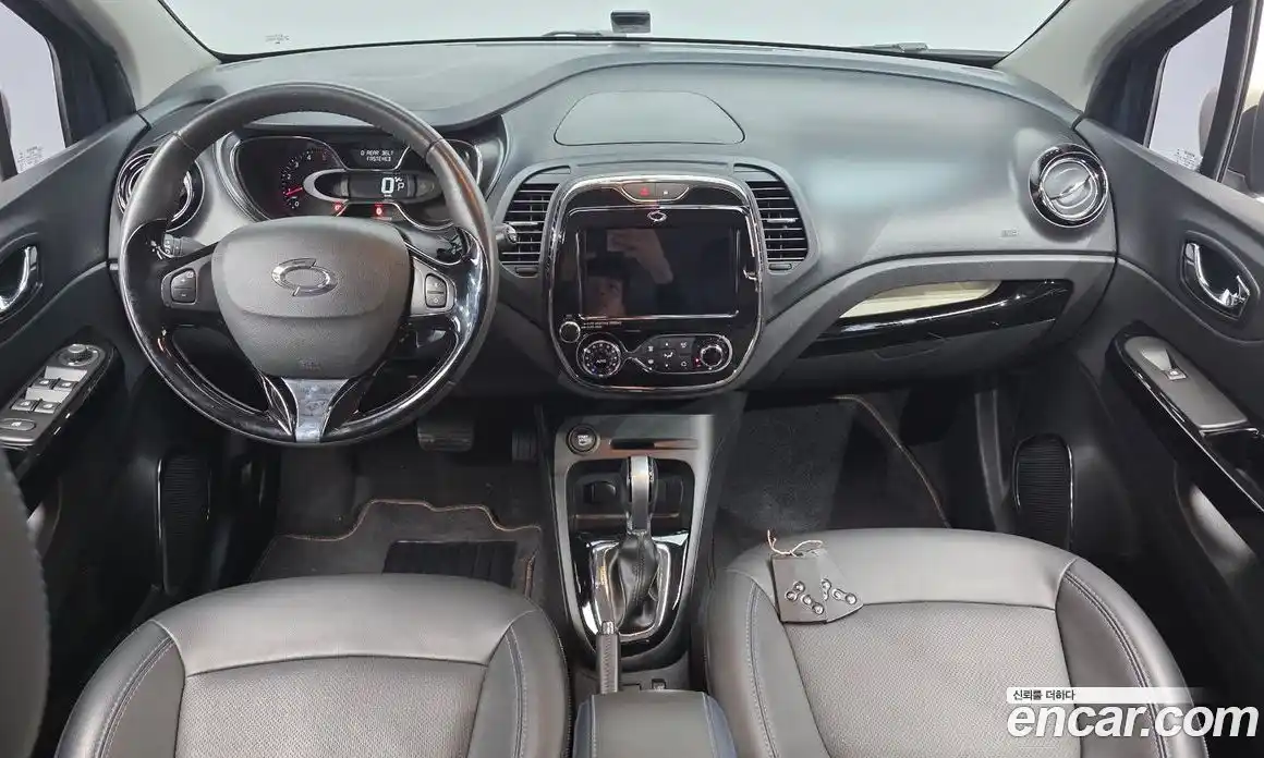 Renault QM3 2017 1.5 Автомат в Москве № 138600, фото 9