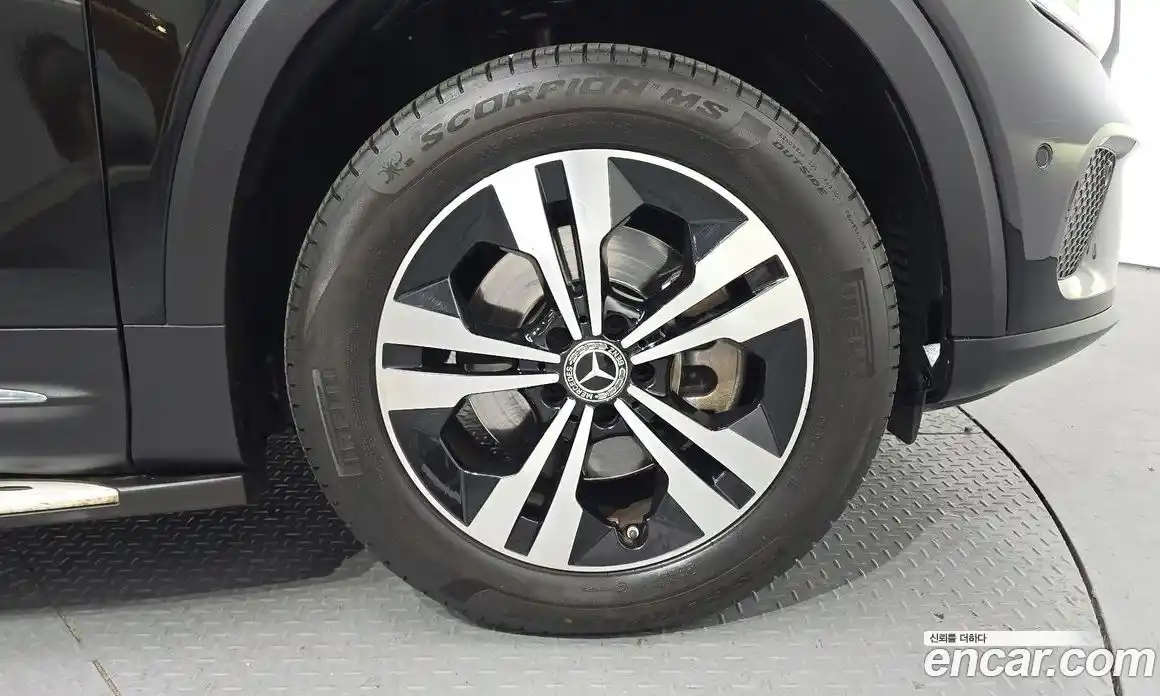 Mercedes-Benz GLB-Class 2021 2.0 Автомат в Москве № 142793, фото 5