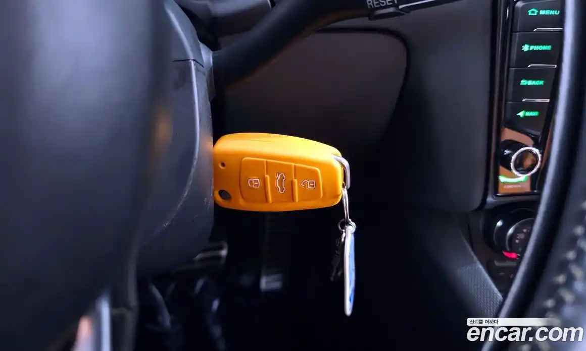 Audi TT 2008 2.0 Автомат в Москве № 149371, фото 16