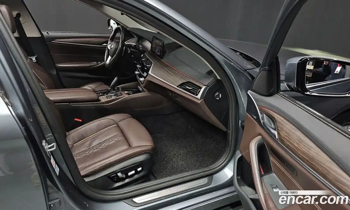 BMW 5-Series 2020 2.0 Автомат в Москве № 152332, фото 16