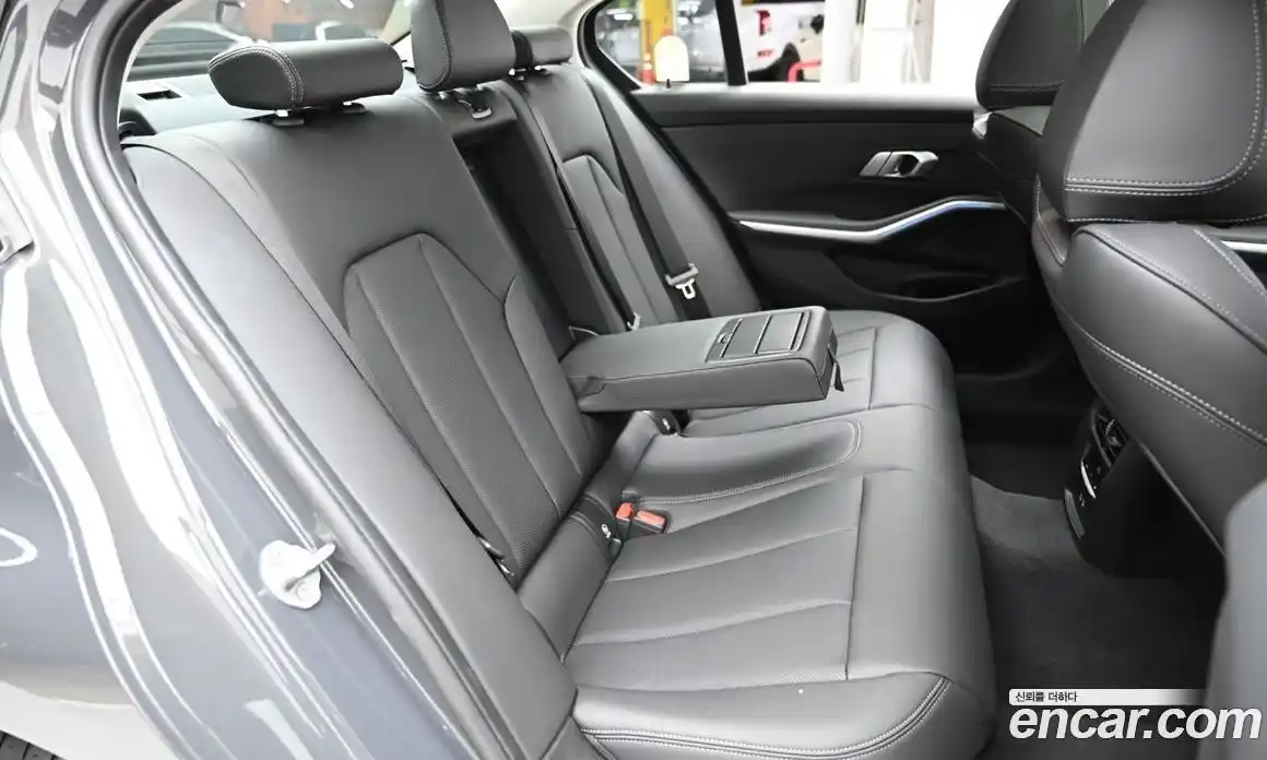 BMW 3-Series 2025 2.0 Автомат в Москве № 153596, фото 12