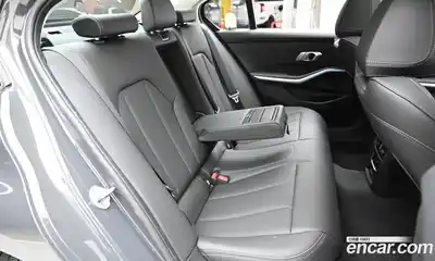 BMW 3-Series 2025 2.0 Автомат в Москве № 153596, миниатюра 12