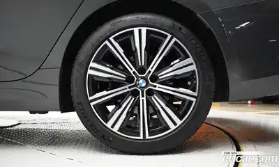 BMW 3-Series 2025 2.0 Автомат в Москве № 153596, миниатюра 5