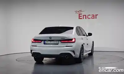 BMW 3-Series 2022 2.0 Автомат в Москве № 153983, миниатюра 3