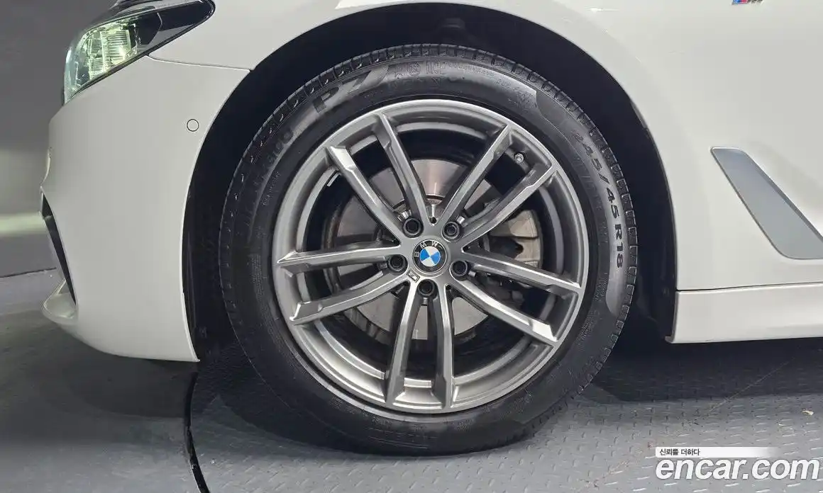 BMW 5-Series 2020 2.0 Автомат в Москве № 153988, фото 16