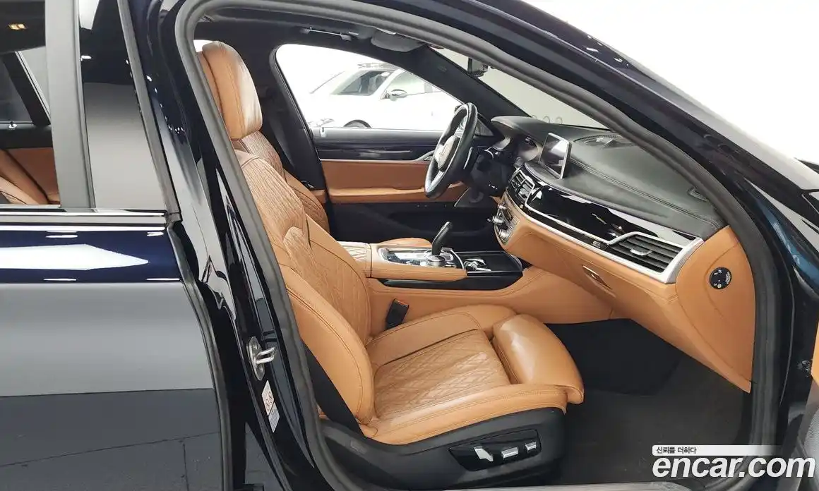 BMW 7-Series 2022 6.6 Автомат в Москве № 156941, фото 11