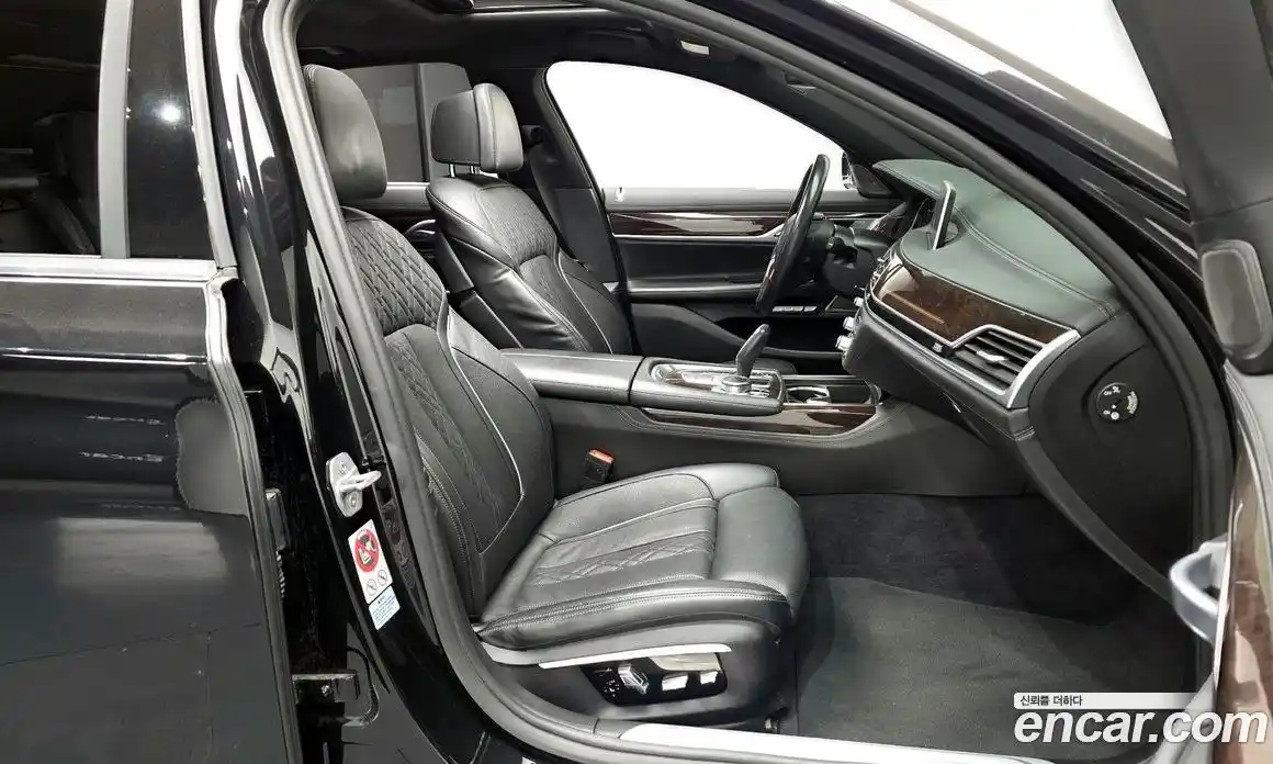 BMW 7-Series 2016 3.0 Автомат в Москве № 158124, фото 3