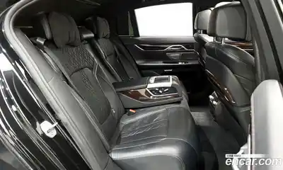 BMW 7-Series 2016 3.0 Автомат в Москве № 158124, миниатюра 9