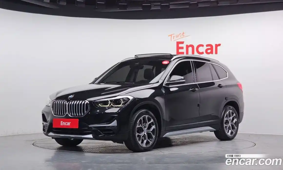 BMW X1 2021 2.0 Автомат в Москве № 158341, фото 1