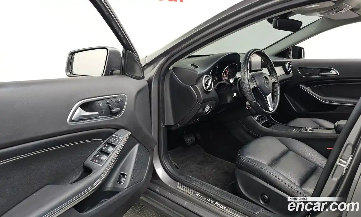Mercedes-Benz GLA-Class 2015 2.1 Автомат в Москве № 160521, фото 11