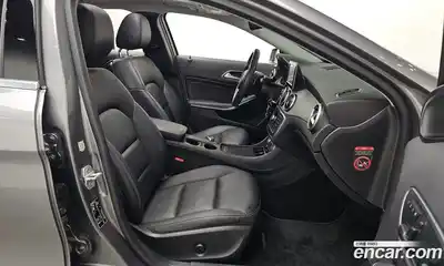 Mercedes-Benz GLA-Class 2015 2.1 Автомат в Москве № 160521, миниатюра 2