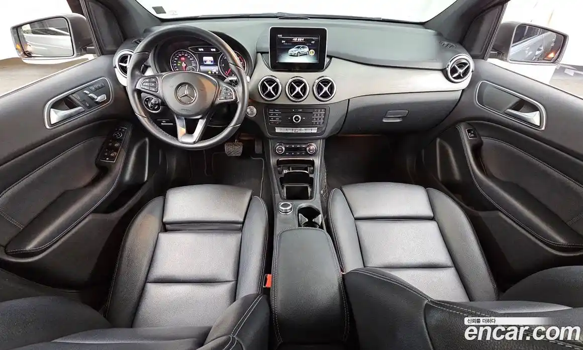 Mercedes-Benz B-Class 2016 2.1 Автомат в Москве № 160533, фото 1