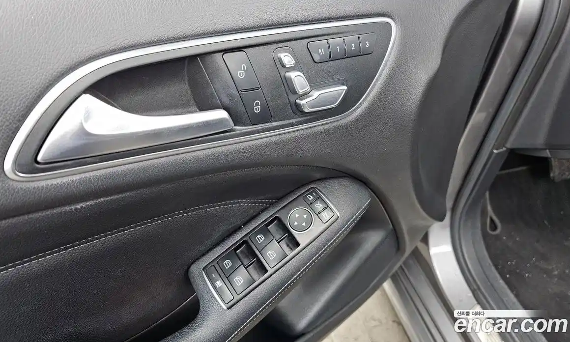 Mercedes-Benz B-Class 2016 2.1 Автомат в Москве № 160533, фото 18