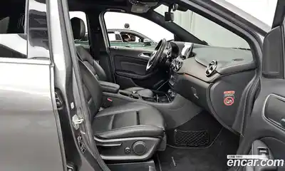 Mercedes-Benz B-Class 2016 2.1 Автомат в Москве № 160533, миниатюра 7