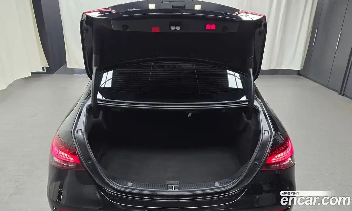 Mercedes-Benz E-Class 2021 2.0 Автомат в Москве № 161104, фото 6