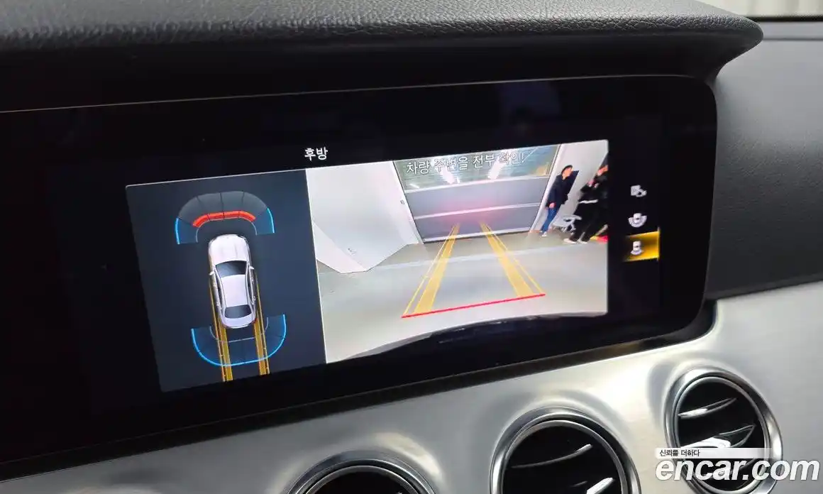 Mercedes-Benz E-Class 2021 2.0 Автомат в Москве № 161104, фото 10