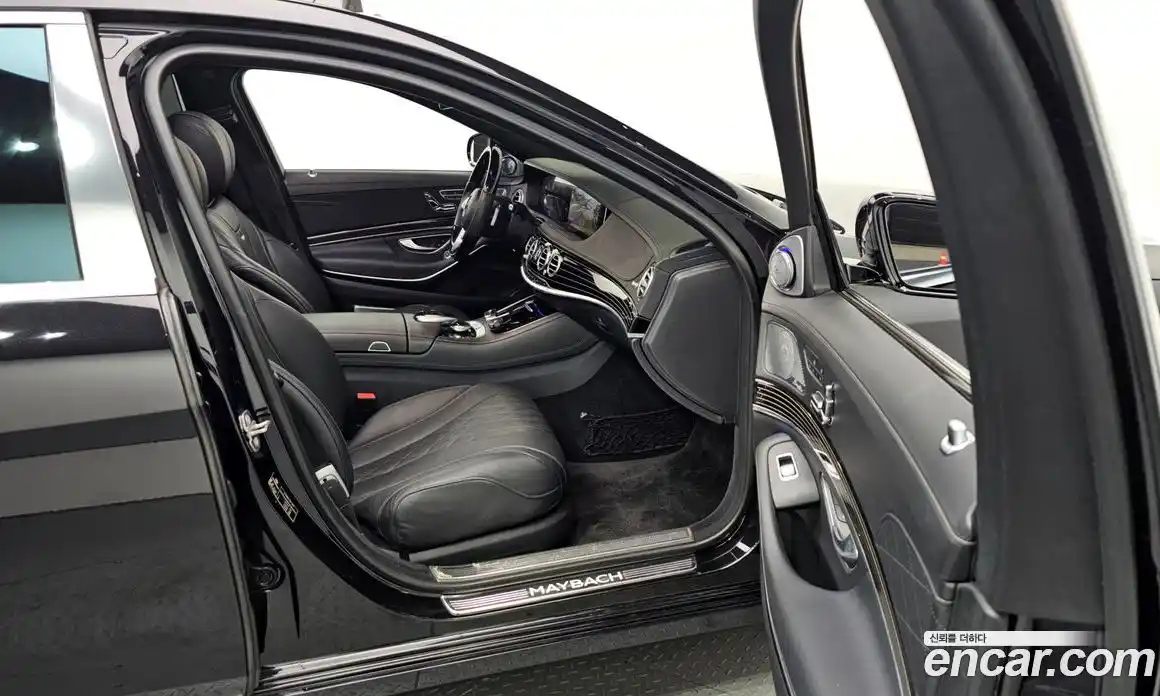 Mercedes-Benz S-Class 2018 6.0 Автомат в Москве № 161436, фото 11