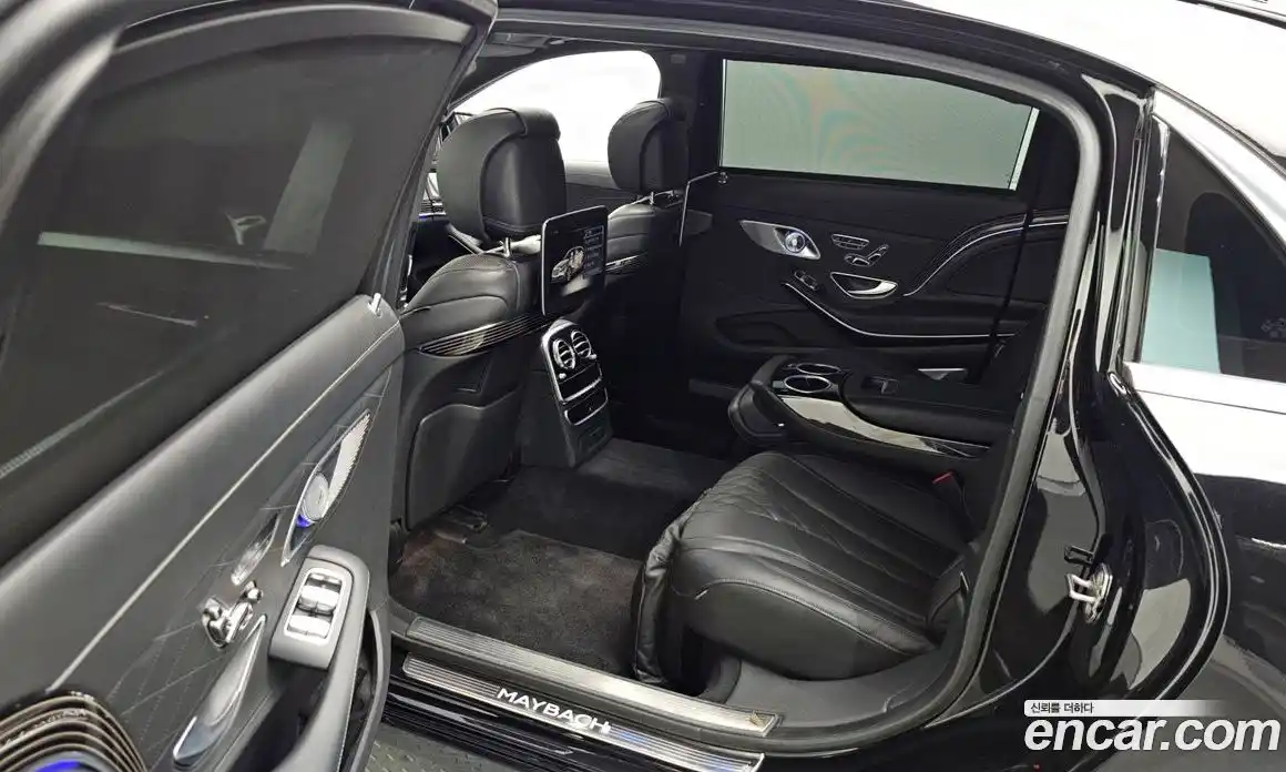 Mercedes-Benz S-Class 2018 6.0 Автомат в Москве № 161436, фото 12