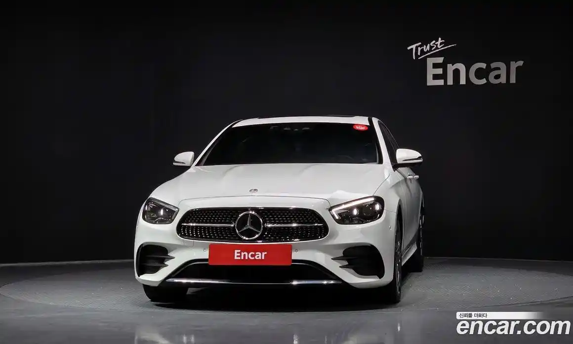 Mercedes-Benz E-Class 2023 1.9 Автомат в Москве № 161491, фото 4