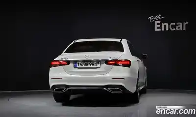 Mercedes-Benz E-Class 2023 1.9 Автомат в Москве № 161491, миниатюра 5