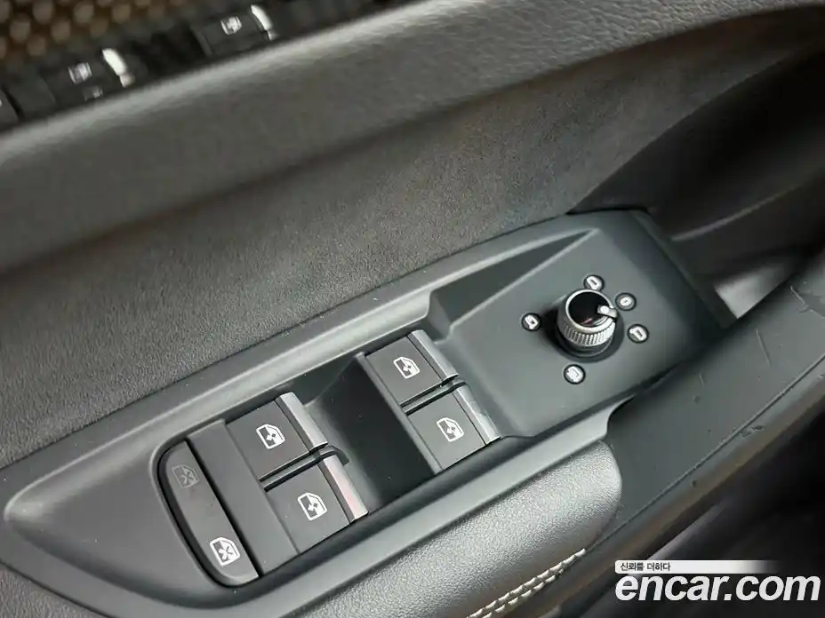 Audi SQ5 2021 3.0 Автомат в Москве № 164113, фото 18