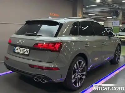 Audi SQ5 2021 3.0 Автомат в Москве № 164113, миниатюра 2
