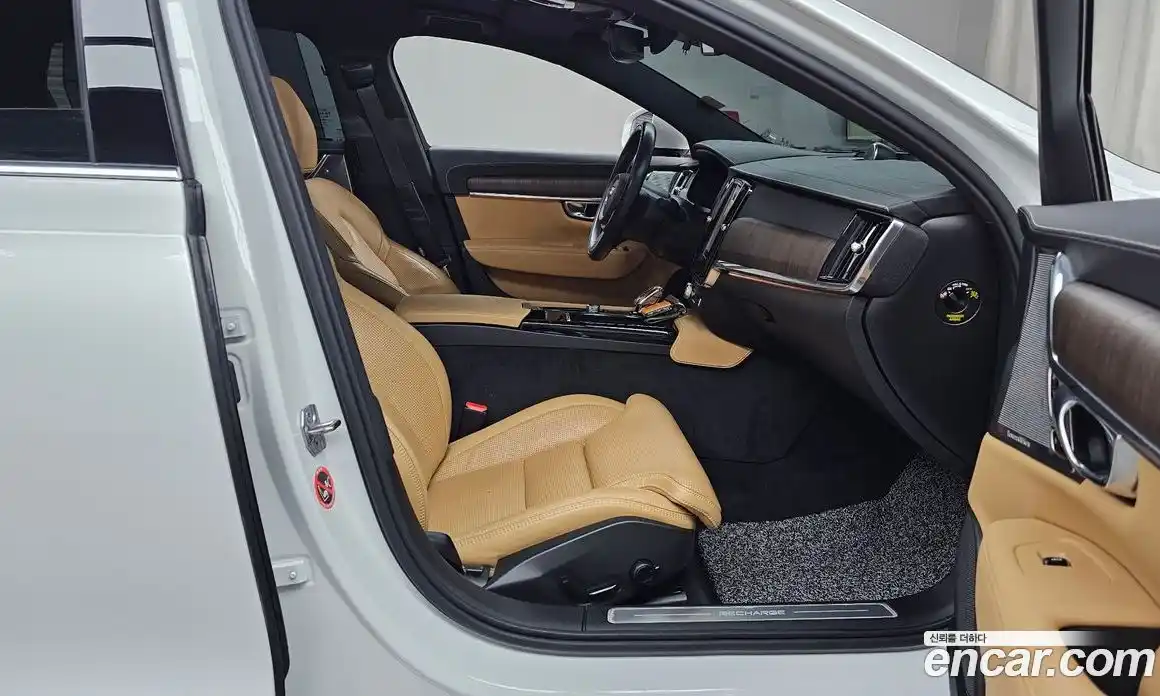 Volvo S90 2022 2.0 Автомат в Москве № 164644, фото 14