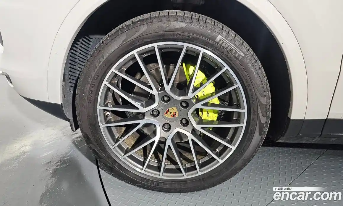 Porsche Cayenne 2021 3.0 Автомат в Москве № 165307, фото 14