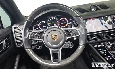 Porsche Cayenne 2021 3.0 Автомат в Москве № 165307, миниатюра 3