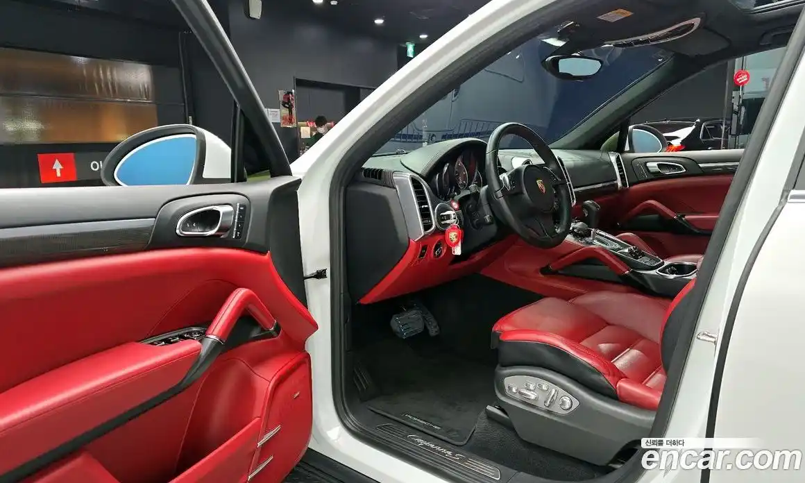 Porsche Cayenne 2014 4.1 Автомат в Москве № 165342, фото 10