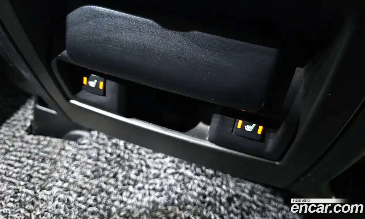 Land Rover Discovery 2010 2.7 Автомат в Москве № 166616, фото 18