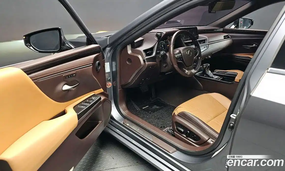 Lexus ES 2021 2.5 Автомат в Москве № 168305, фото 11