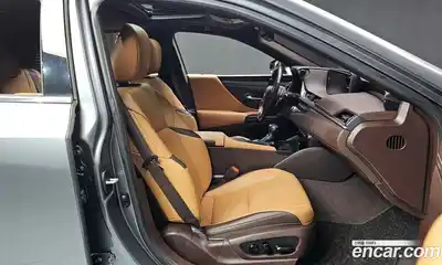 Lexus ES 2021 2.5 Автомат в Москве № 168305, миниатюра 10