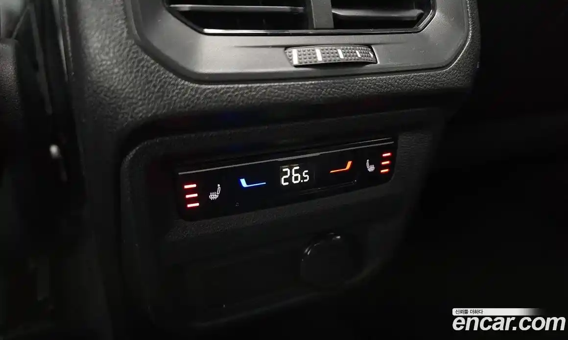 Volkswagen Tiguan 2022 2.0 Автомат в Москве № 168782, фото 15