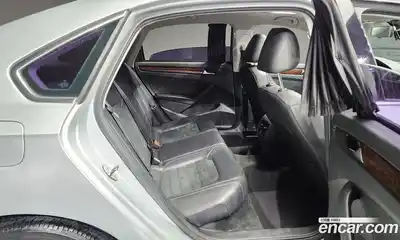 Volkswagen Passat 2013 2.5 Автомат в Москве № 168808, миниатюра 12