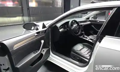 Volkswagen Arteon 2020 2.0 Автомат в Москве № 168827, миниатюра 9