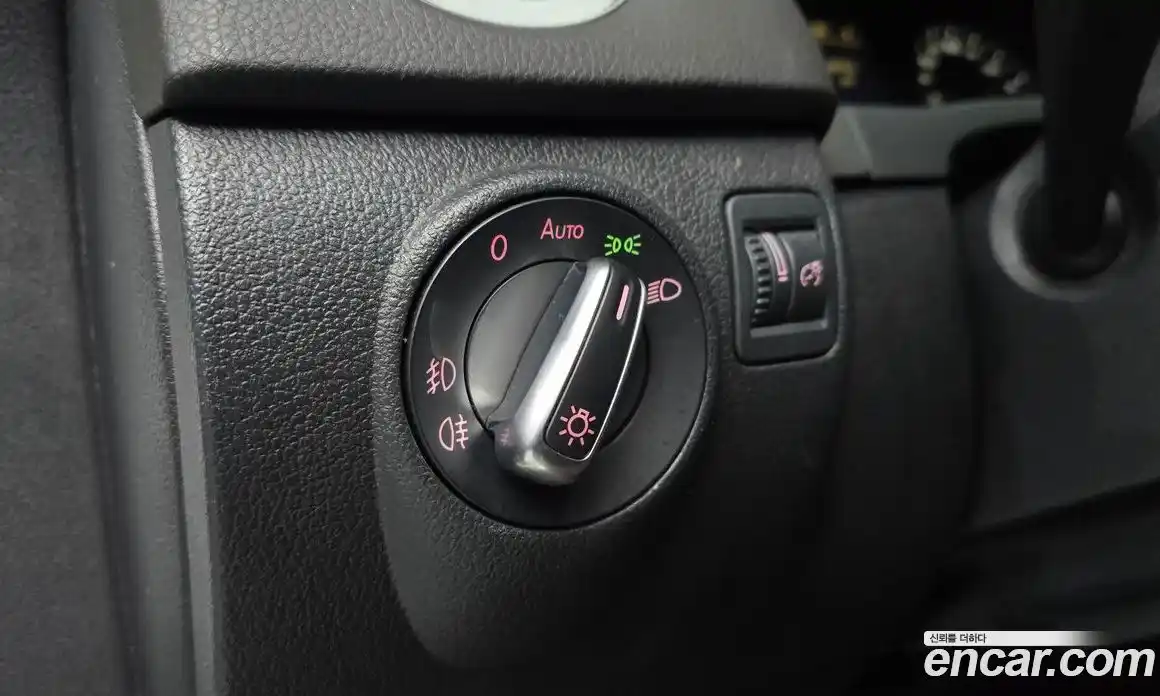 Volkswagen Tiguan 2014 2.0 Автомат в Москве № 169114, фото 14