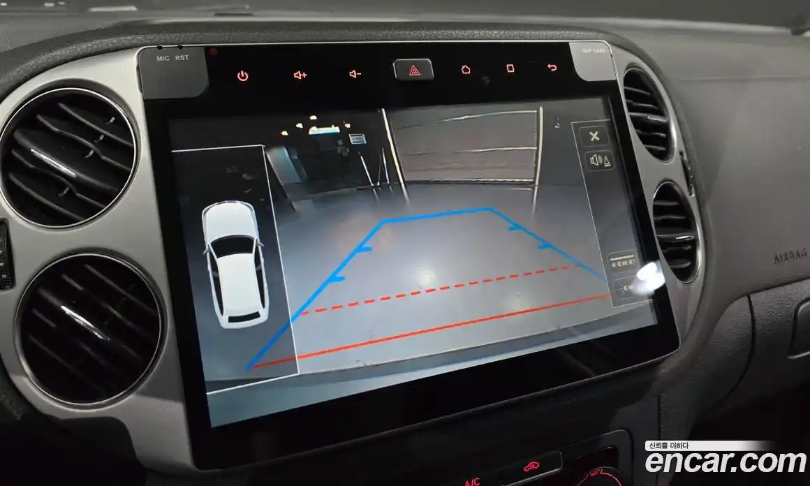 Volkswagen Tiguan 2014 2.0 Автомат в Москве № 169114, фото 16