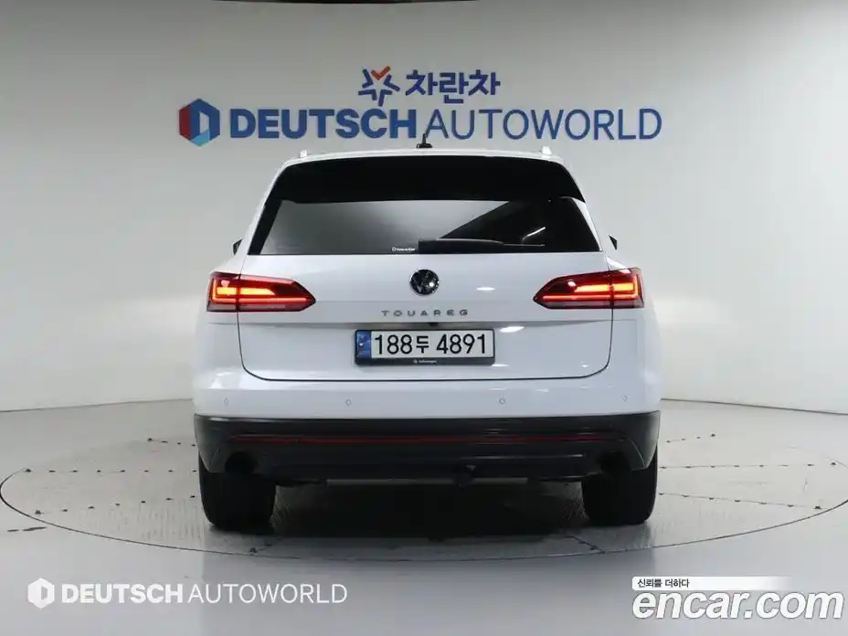 Volkswagen Touareg 2021 3.0 Автомат в Москве № 169198, фото 4