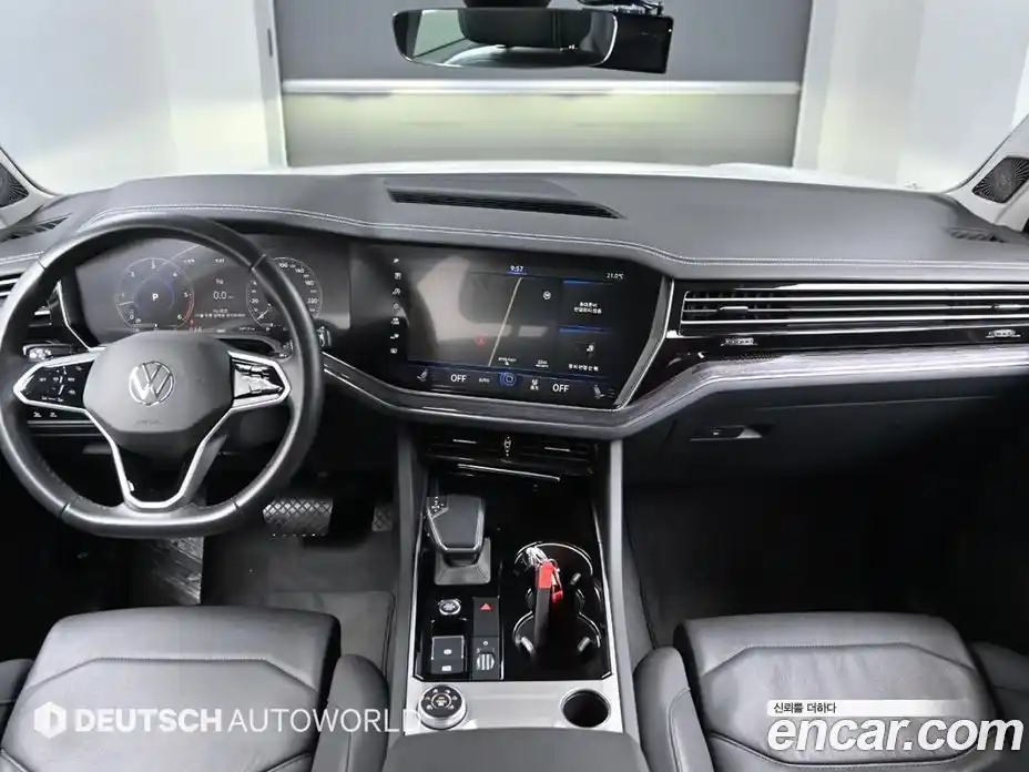 Volkswagen Touareg 2021 3.0 Автомат в Москве № 169198, фото 7