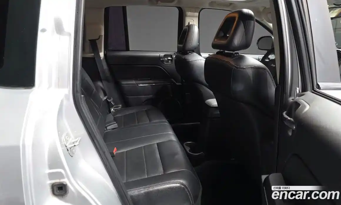 Jeep Compass 2009 2.4 Автомат в Москве № 169895, фото 5