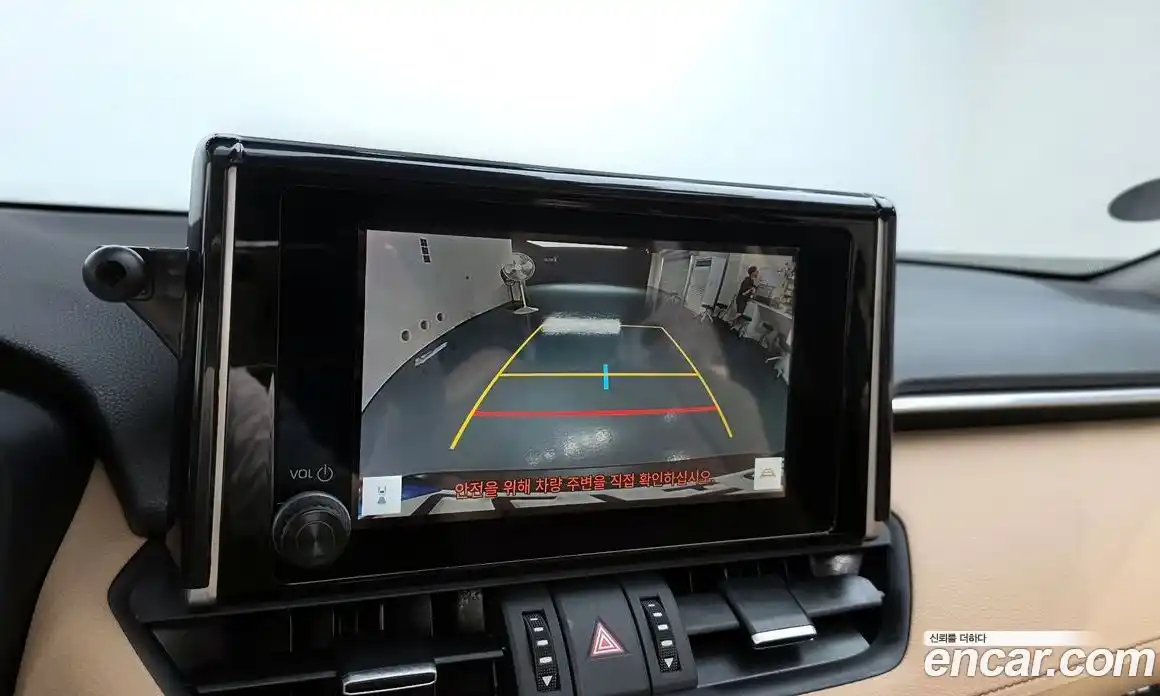 Toyota RAV4 2023 2.5 Автомат в Москве № 170213, фото 15